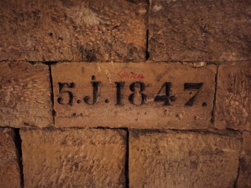 paris ossuary death catacombs