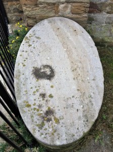 humpty dumpty nursery rhyme grave tomb headstone death