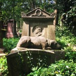 Grave of Tom Sayers highgate cemetery memorial tomb mausoleum